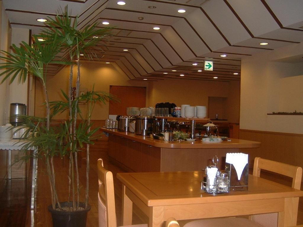 Hotel Route-Inn Nagaoka Ekimae Extérieur photo